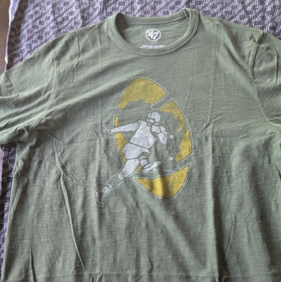 47 Brand Green Bay Packer Retro Logo Wisconsin Football NFL tee Sz Lg - Picture 1 of 6